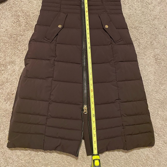 Laundry by Shelli Segal winter jacket with faux fur accent. Size small - Picture 16 of 16